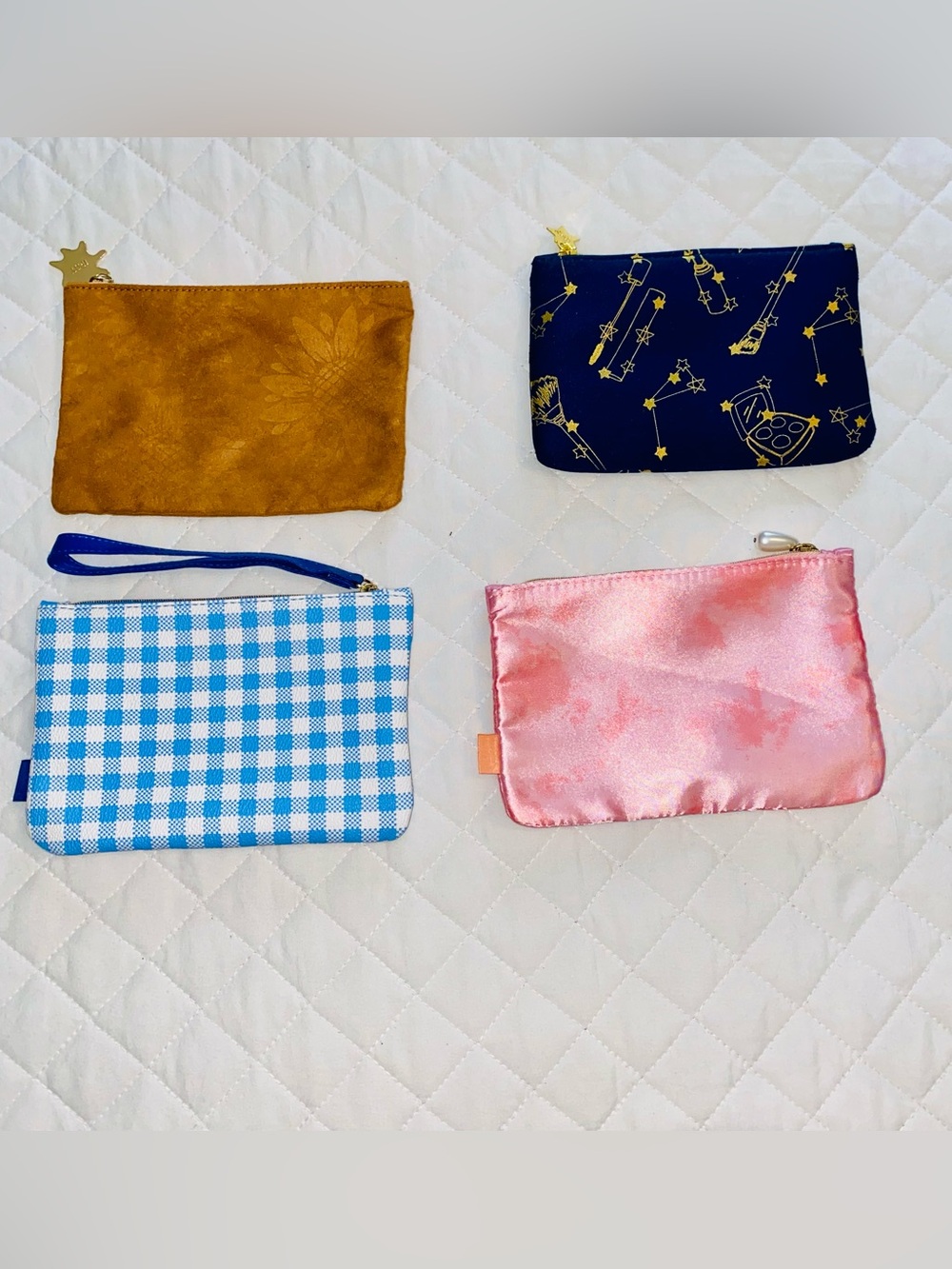 Ipsy (set of 4) mini glam bags